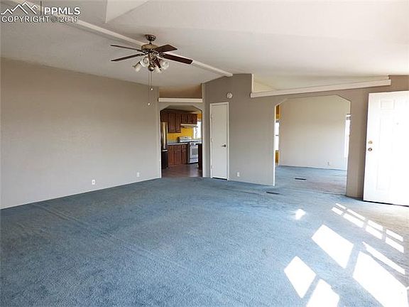5th image of 20555 Sahara Dr