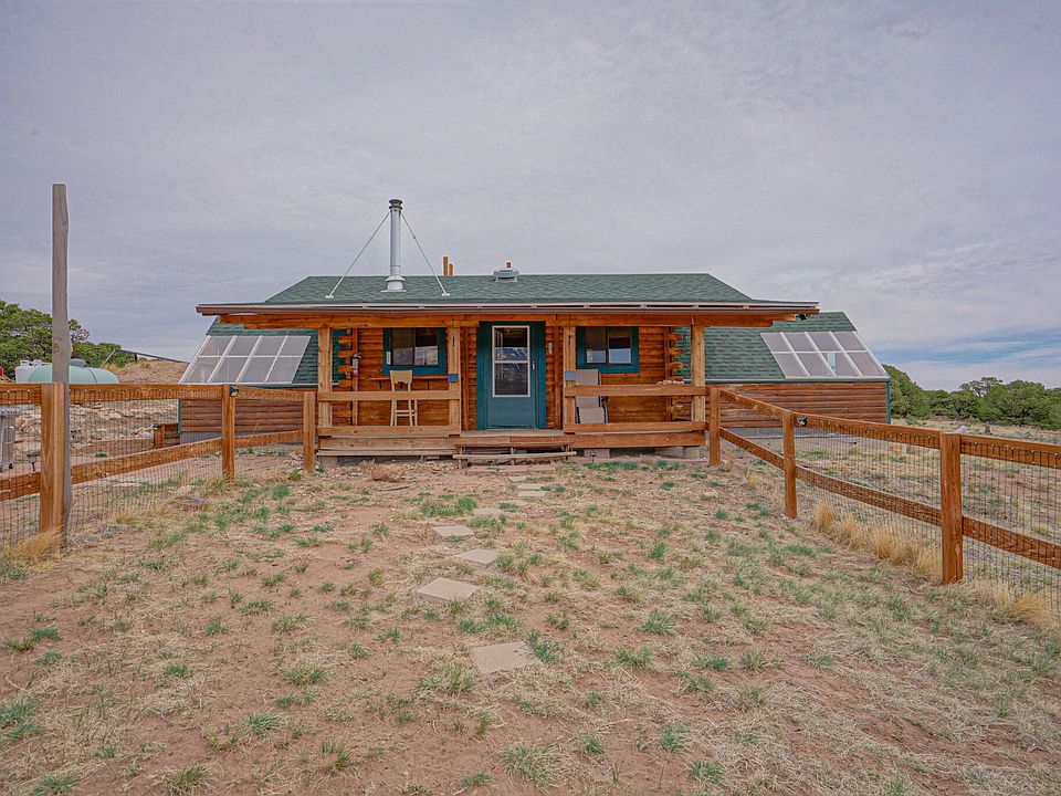 1st image of 111 Cl&g Cir #1