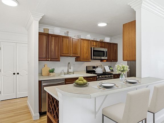 5th image of 6 Whittier Pl APT 17D