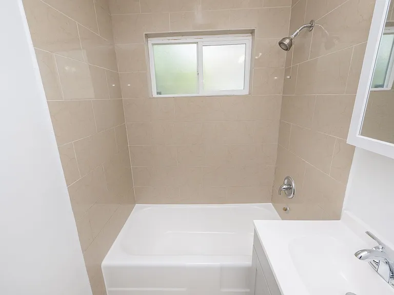 3532-3542 Bancroft Dr — Photo 28