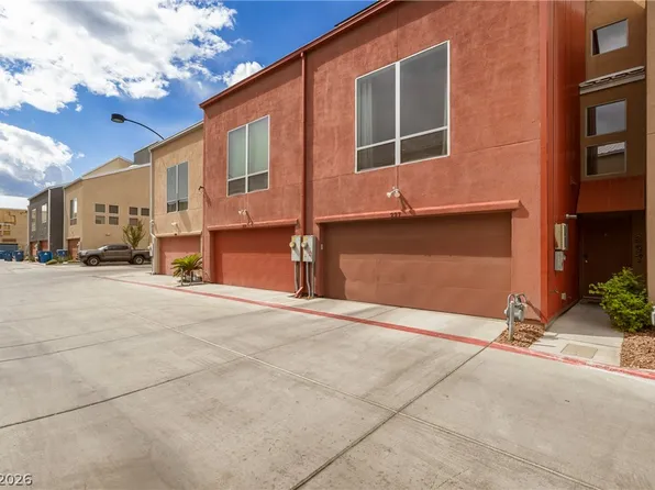 227 Dougram Ave, Las Vegas, NV 89101