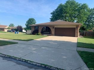 14239 Weier Dr, Warren, MI