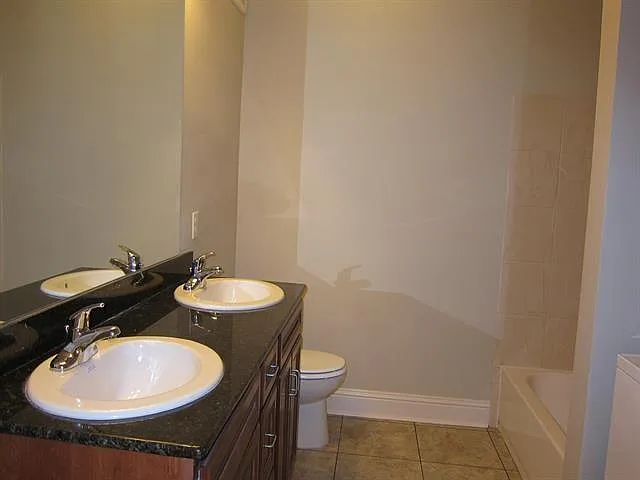 2725 Independence St #101 — Photo 10