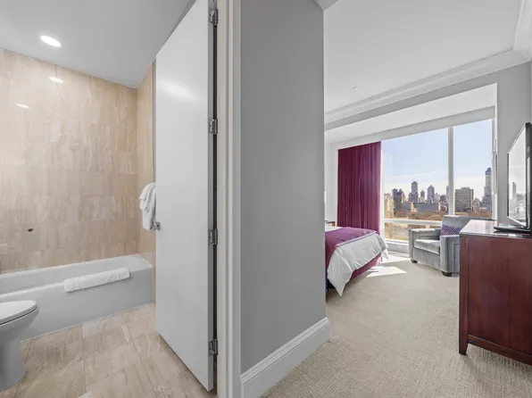 1 Central Park West image 9 of 15