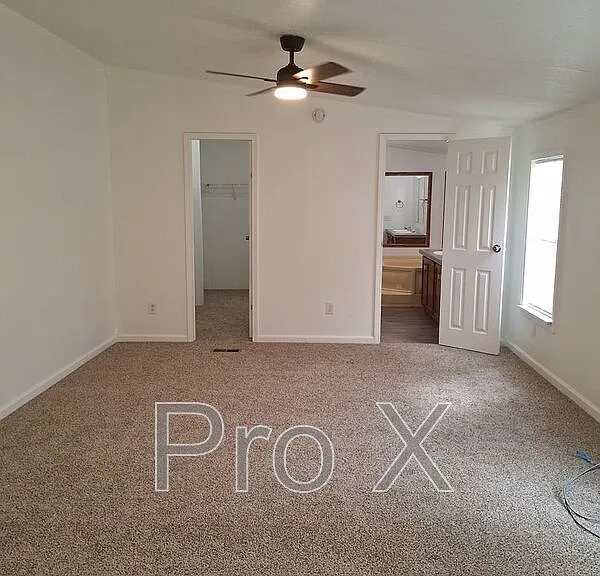 910 Sands Rd — Photo 9