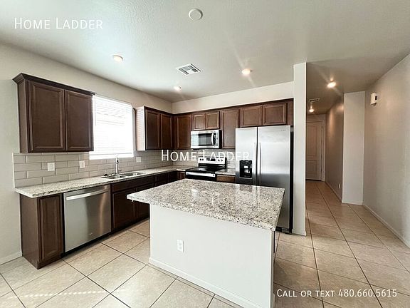 2nd image of 17823 W Via De Luna Dr