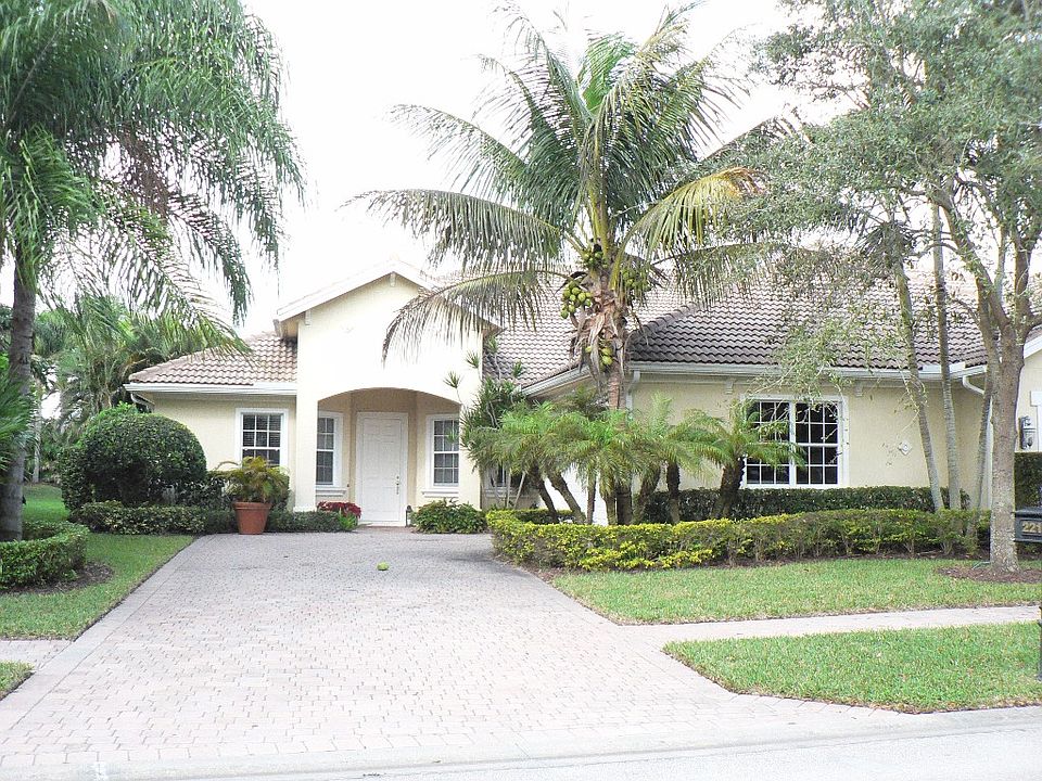 1st image of 2213 Falls Cir