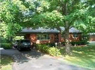 7401 Michael Dr, Louisville, KY 40228