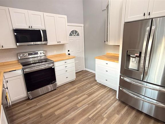 4th image of 14740 Johns Rd