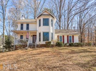 32 Pine Grove Cir, Newnan, GA 30263