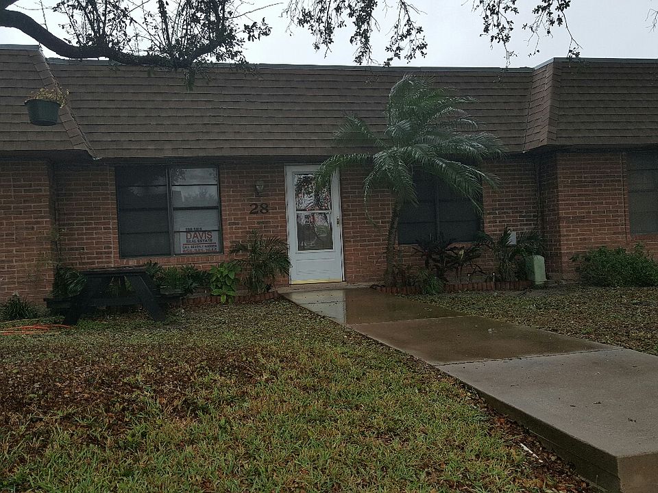 1st image of 318 Hidden Valley Dr