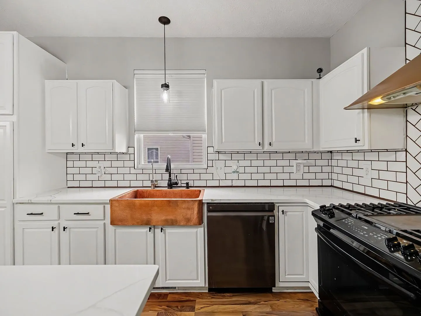 New to Elkhorn Rental Market! — Photo 2