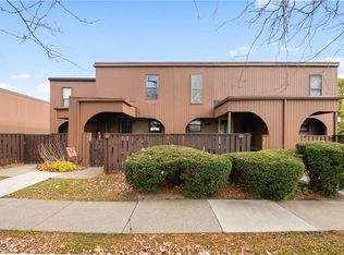 255 Cedar Ct, Baldwinsville, NY 13027