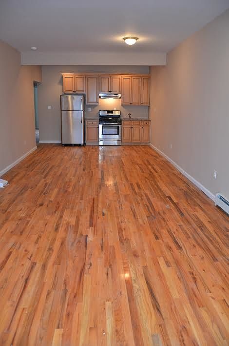 2nd image of 2440 Barnes Ave