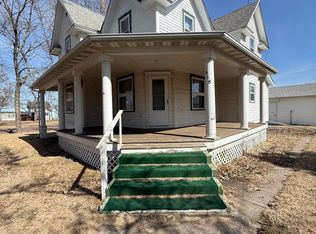 618 N Fuller St, Spencer, SD 57374