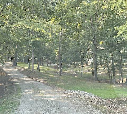 5th image of 681 County Road 1825 E