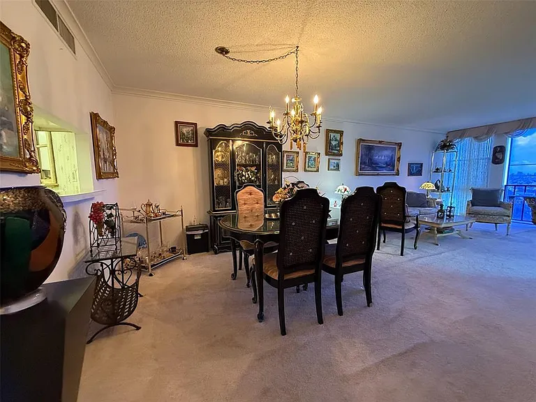 7400 Sun Island Dr #505 — Photo 8