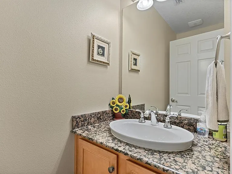 10640 Lemon Creek Loop #101 — Photo 34