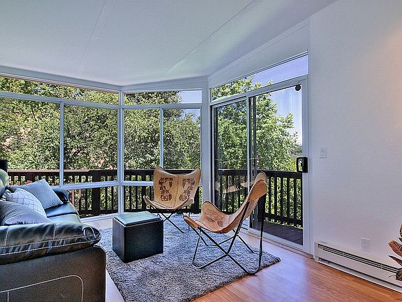 3rd image of 2065 Rolling Hills Dr
