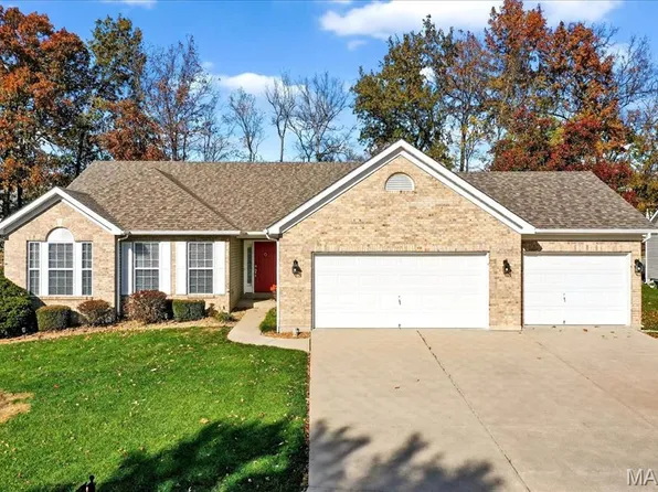 3515 Post Valley Dr, O'Fallon, MO 63368