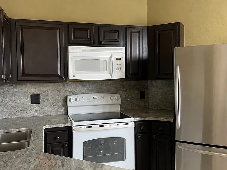 17910 Villa Creek Dr — Photo 11