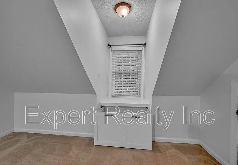 5501 Heath Row Dr — Photo 40