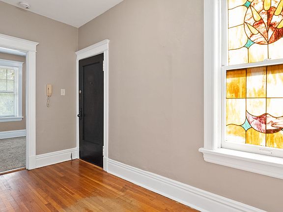 4th image of 5568 Waterman Blvd #3W-282