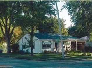 624 Prairie Ave, Baraboo, WI 53913