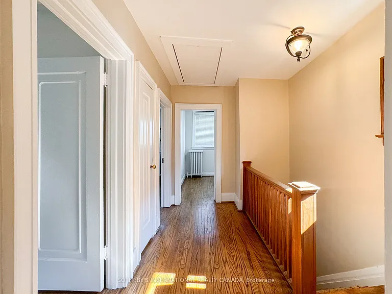 48 Lawrence Ave W — Photo 12