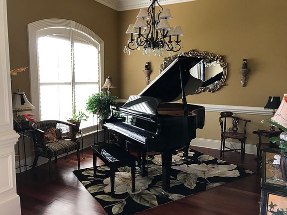 4th image of 1174 Scarlet Oak Ln