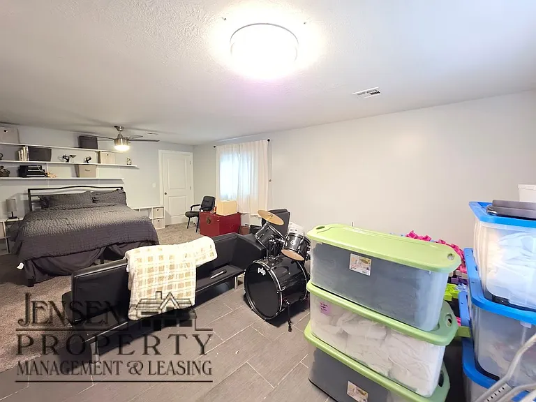 1151 W Wesley Powell Dr — Photo 25