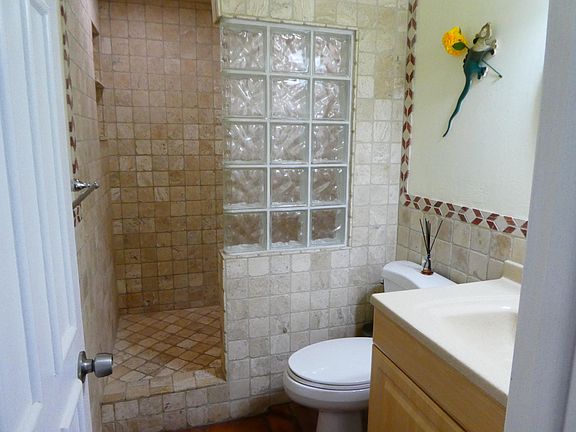 5th image of 97652 Overseas Hwy APT M10