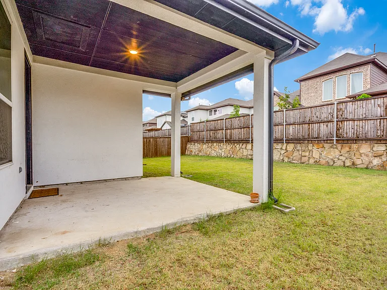 9448 Middle Ground Pl — Photo 32