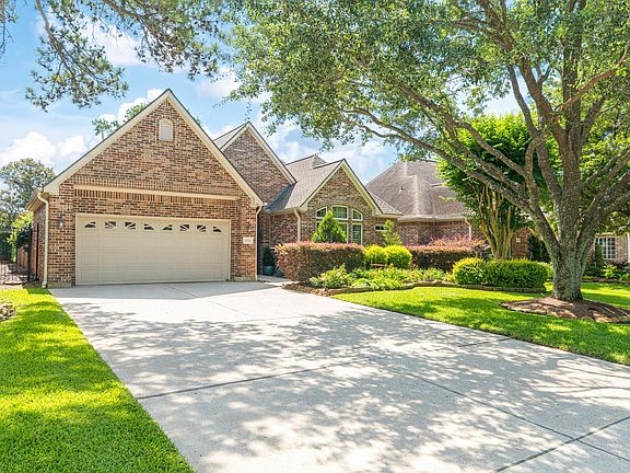 2nd image of 20714 Flora View Ct