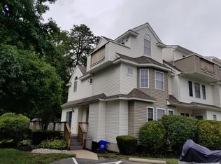 15 Patcong Dr, Egg Harbor Township, NJ 08234