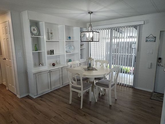 2nd image of 248 San Carlos St