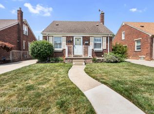 7686 Winona Ave, Allen Park, MI 48101