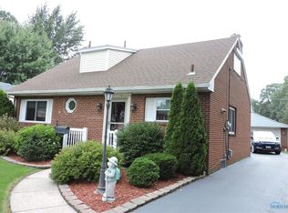 4116 Oak Crest Dr, Toledo, OH 43623