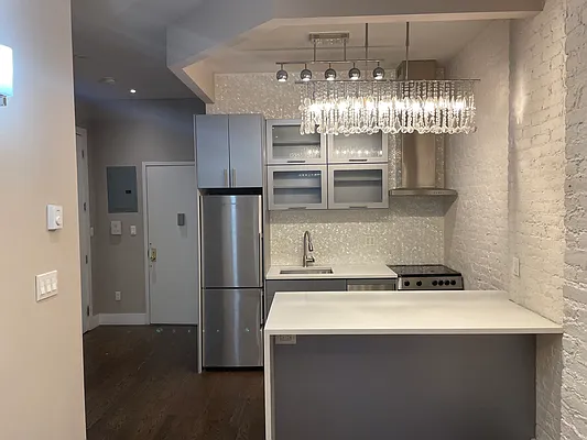 Rented by Compass | media 11