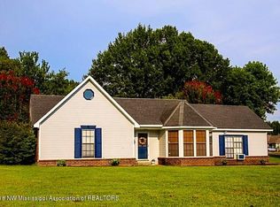 6890 Bramble Ln, Walls, MS 38680