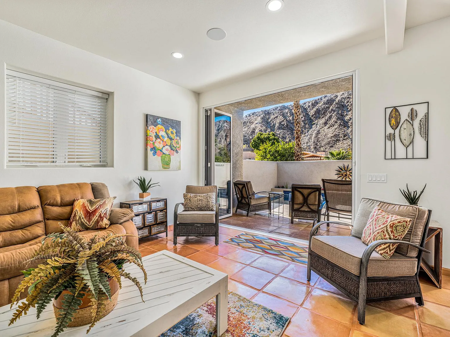 52392 Avenida Juarez — Photo 4
