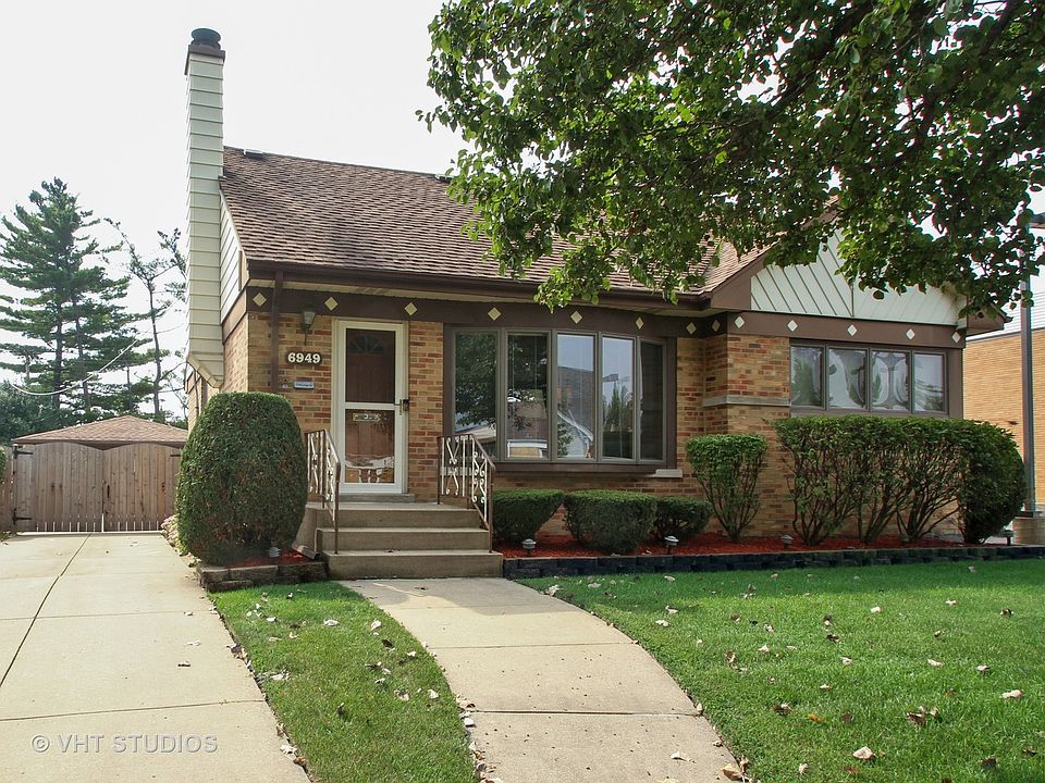 1st image of 6949 W Oakton Ct