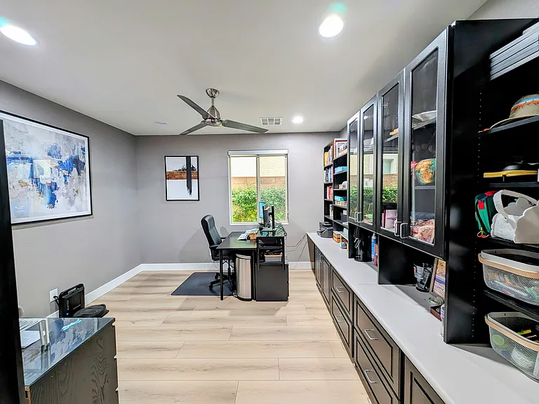 9950 Rams Leap Ave — Photo 12