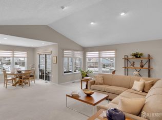 57 Yorkshire Dr #D, Monroe Township, NJ