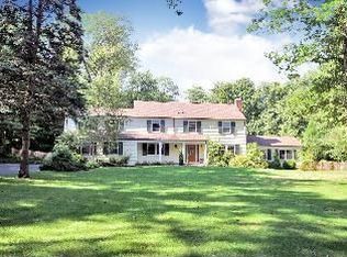 43 Collinswood Rd, Wilton, CT 06897