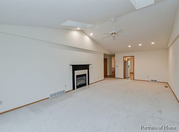 3rd image of 1251 Milan Dr N