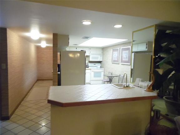 5th image of 1275 Ocean Shore Blvd #3070