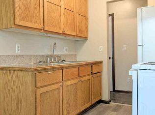 1891 7th St E APT 102, Saint Paul, MN 55119