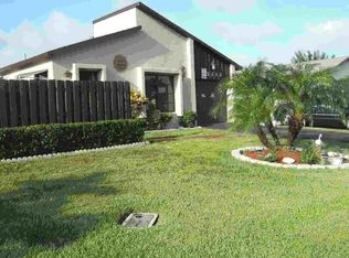 5112 Mirror Lakes Blvd, Boynton Beach, FL 33472