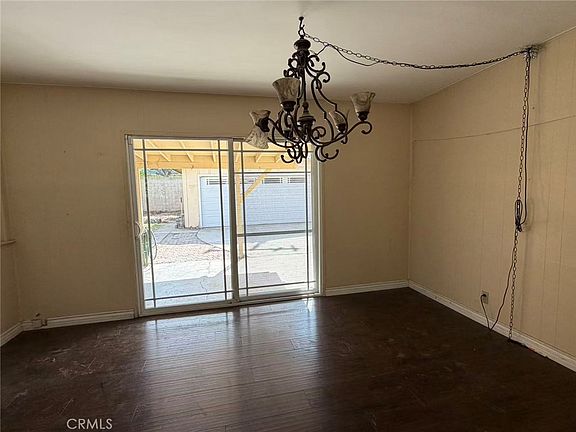 4th image of 1161 N Handy St